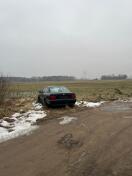 Foto: KFZ ohne Kennzeichen abgestellt 