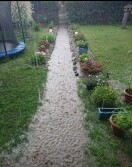 Foto: Regen überflutet Garten Parzelle Nr 23 