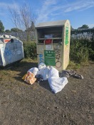 Foto: Kleidercontainer 