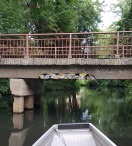 Foto: Hinweisschild nicht mehr lesbar  