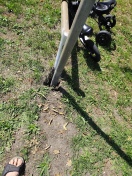 Foto: Spielplatzschild ausgegraben 