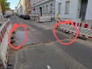 Foto: Baustelle im Einmündungsbereich prüfen offene Bereiche  