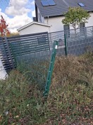 Foto: Beschädigter Zaun am dortigen Spielplatz  