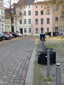 Foto: Elektromüll am Straßenrand  