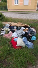 Foto: Müll-/Kleiderberg 