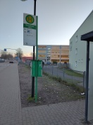 Foto: Abfahrtsplan Bus zerstört  