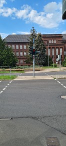 Foto: B1 - Ampelanlage und fehlende Freigabe der Nutzung für Radfahrer (Schablone Ampel) 