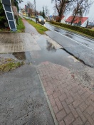 Foto: Gehweg und Radweg abgesagt  