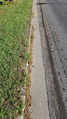 Rüdersdorf bei Berlin: Einsatz der Straßenkehrmaschine am 12.8.2025  Foto: Einsatz der Straßenkehrmaschine am 12.8.2025