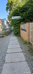 Foto: Einengung Gehweg  