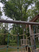 Foto: Lose Seile am Spielplatz 