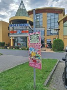 Foto: Abgelaufene Werbung  