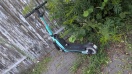 Foto: Seit Wochen abgestellter E-Scooter 