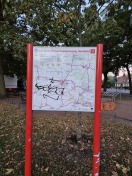 Foto: Schild beschmiert 