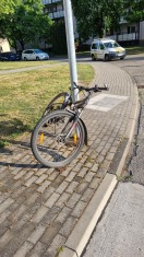 Foto: Rad steht seit Monaten  
