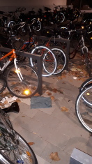 Foto: überdachte Fahrradstellplätze Ausgang Spreewaldbahnhof 