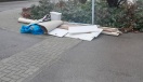 Foto: Sperrmüll seit über 2 Wochen 
