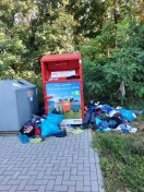 Foto: Kleidercontainer Johanniter 