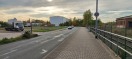 Foto: Fehlende barrierefreie Querung an stark befahrene Straße Höhe Industriemuseum  