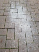 Foto: lose kippelnde Steine 