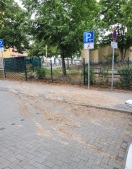 Foto: Schmutziger Gehweg 