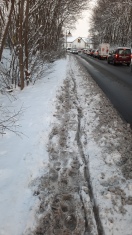 Foto: Schneeberäumung auf Gehweg 