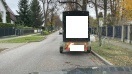 Foto: Seit mind. 4 Monaten abgestellter Werbeanhänger 