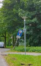 Foto: Sackgassenschild wurde umgefahren 