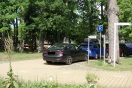 Foto: Illegales und gefährdendes Parken weniger als die vorgeschriebenen mindestens fünf Meter von der Kreuzung entfernt 