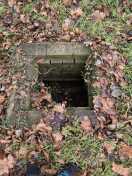 Foto: Gefahr durch offenen Schacht  