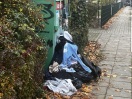 Foto: Altkleidersammlung auf dem Gehweg 