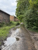 Foto: Straße steht unter Wasser 