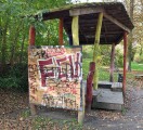 Foto: Graffitis am Spielplatzhäuschen 