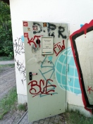 Foto: Beseitigung der Graffiti Verwahrlosung am Senftenberger See 