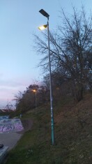 Foto: Defekte Beleuchtung an der Skaterbahn  