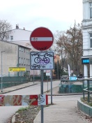 Foto: Zusatz Schild nicht lesbar  