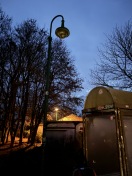 Foto: Dunkle Bushaltestelle 