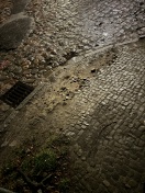Foto: Belag Fußweg liegt offen rum 