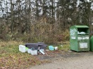 Foto: Müll am Glascontainer 