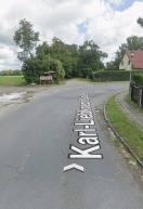 Rüdersdorf bei Berlin: Straßenüberquerung   Foto: Straßenüberquerung