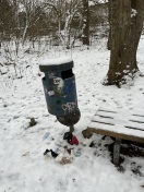 Foto: Mülleimer kaputt  