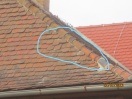 Foto: Ortsteilzentrum Kleinleipisch: erneute Gefahr durch lose Dachziegel an der maroden Dacheindeckung 