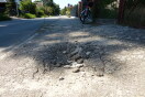 Foto: Absenkung am Fussweg ca.10 cm 