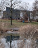 Foto: Einkaufswagen im Teich 