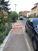 Foto: Gehweg blockiert 