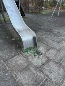 Foto: Glasscherben Kinderspielplatz  