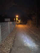 Foto: Diverse Leuchtmittel auf Radweg Neuruppin-Gewerbegebiet Treskow defekt 