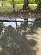 Foto: Regenwasser läuft auf beiden Seiten nicht ab!!! 