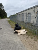 Foto: abgelegte Autoreifen 